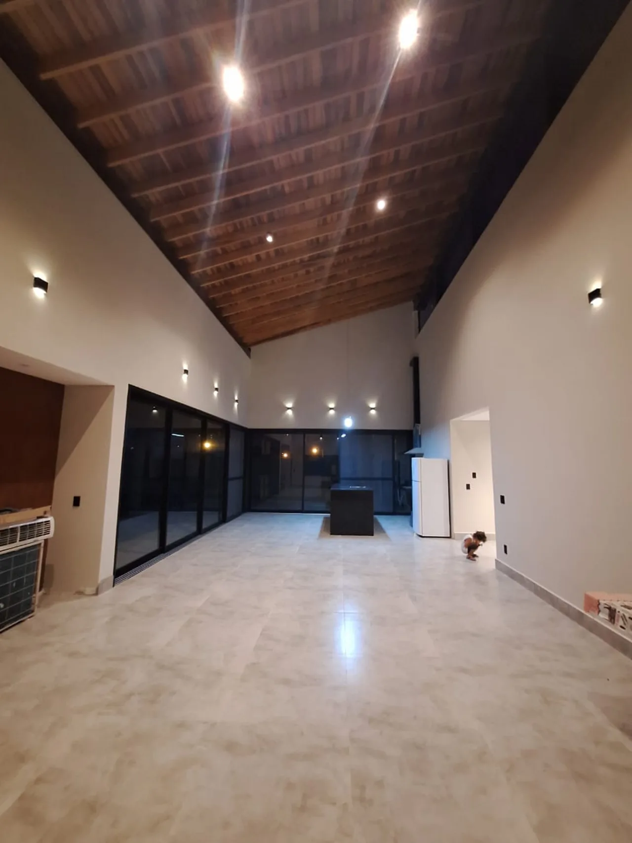 Ambiente residencial reformado pela A&R Construção